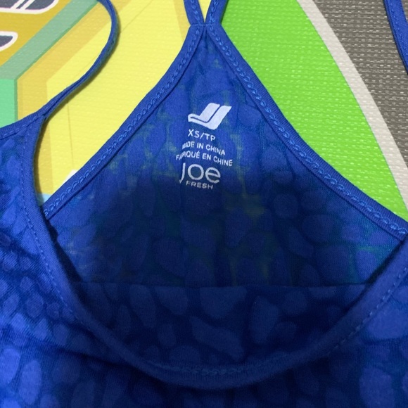 Top lot - Picture 2 of 11